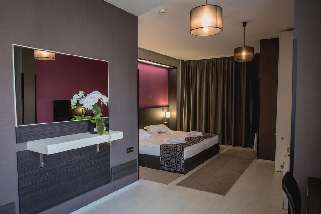 Hotel Idol Ταργκόβιστε Δωμάτιο φωτογραφία