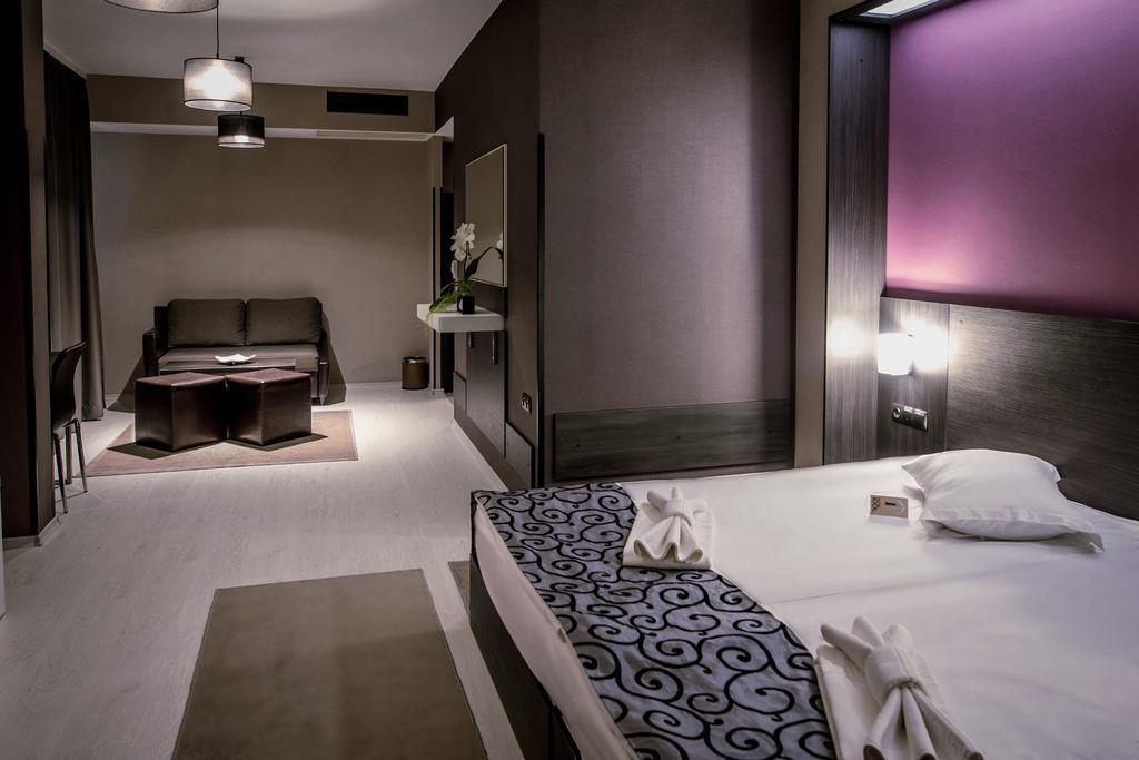 Hotel Idol Ταργκόβιστε Δωμάτιο φωτογραφία