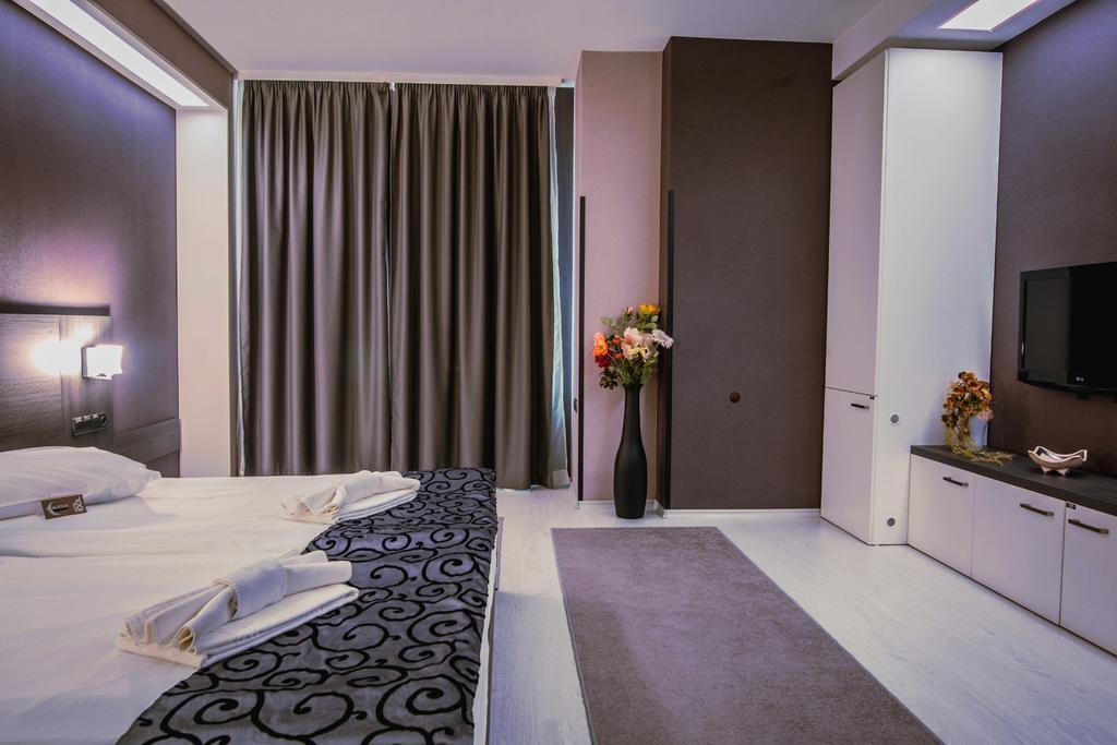 Hotel Idol Ταργκόβιστε Δωμάτιο φωτογραφία