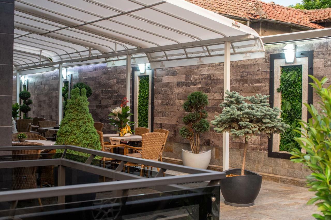 Hotel Idol Ταργκόβιστε Εξωτερικό φωτογραφία